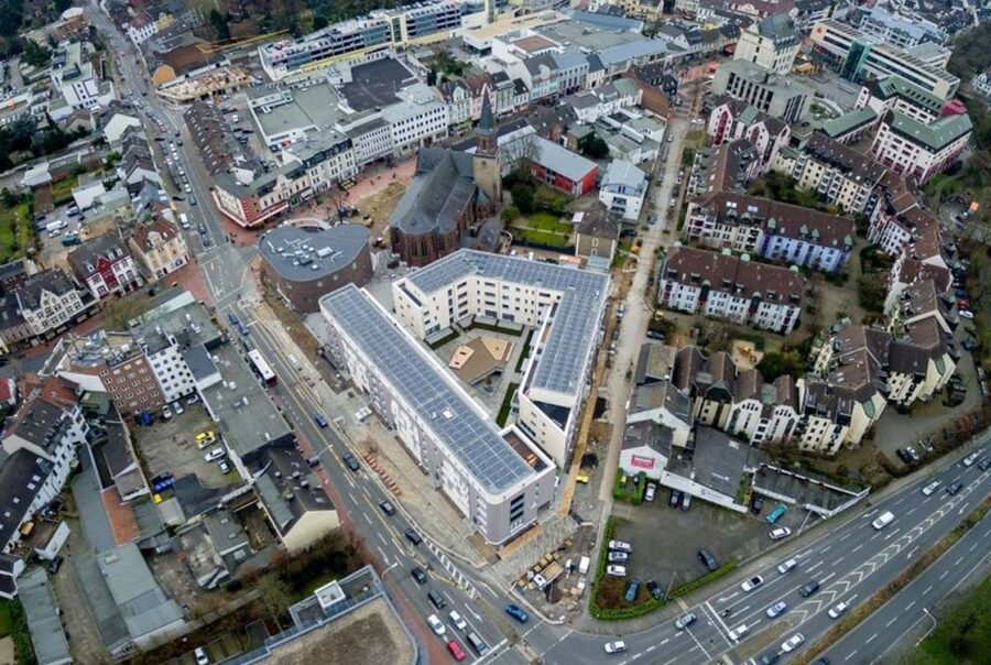 gebäudekomplex mit 70 Eigentumswohnungen in Hilden, Luftaufnahme